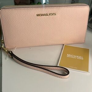 Michael Kors Leather Continental Wristlet